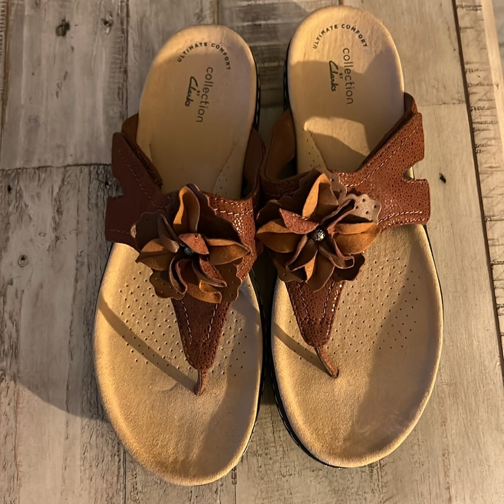NWOT Clark’s Collection Laurieanne Gemma ultimate Size 8 burgundy/brown sandals - Picture 2 of 4